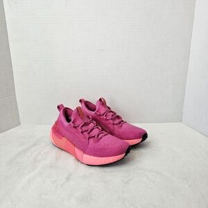 Under Armour Women's Fuchsia/Pink Knit Training Sneakers